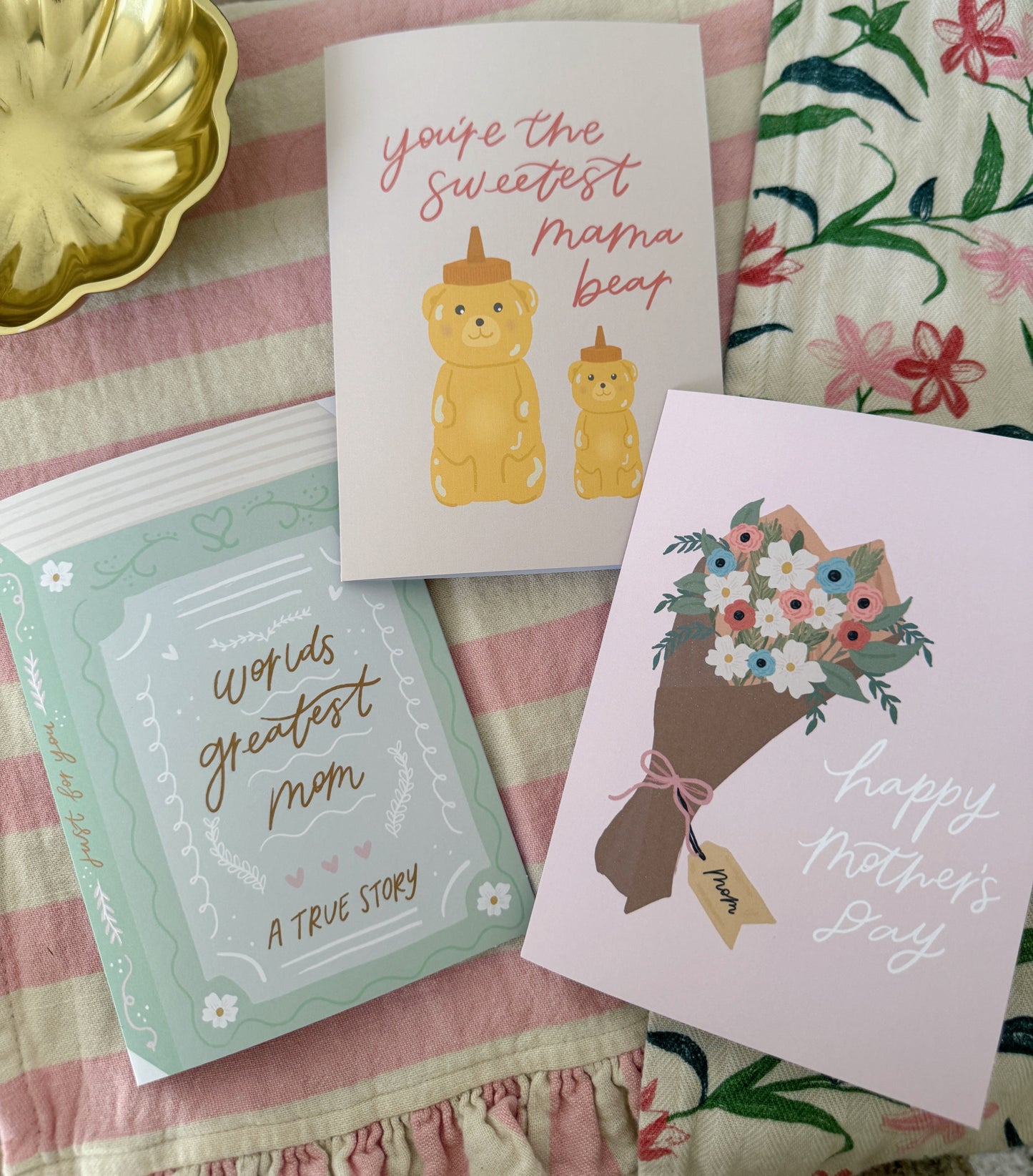World’s Greatest Mom Book Mother's Day Card